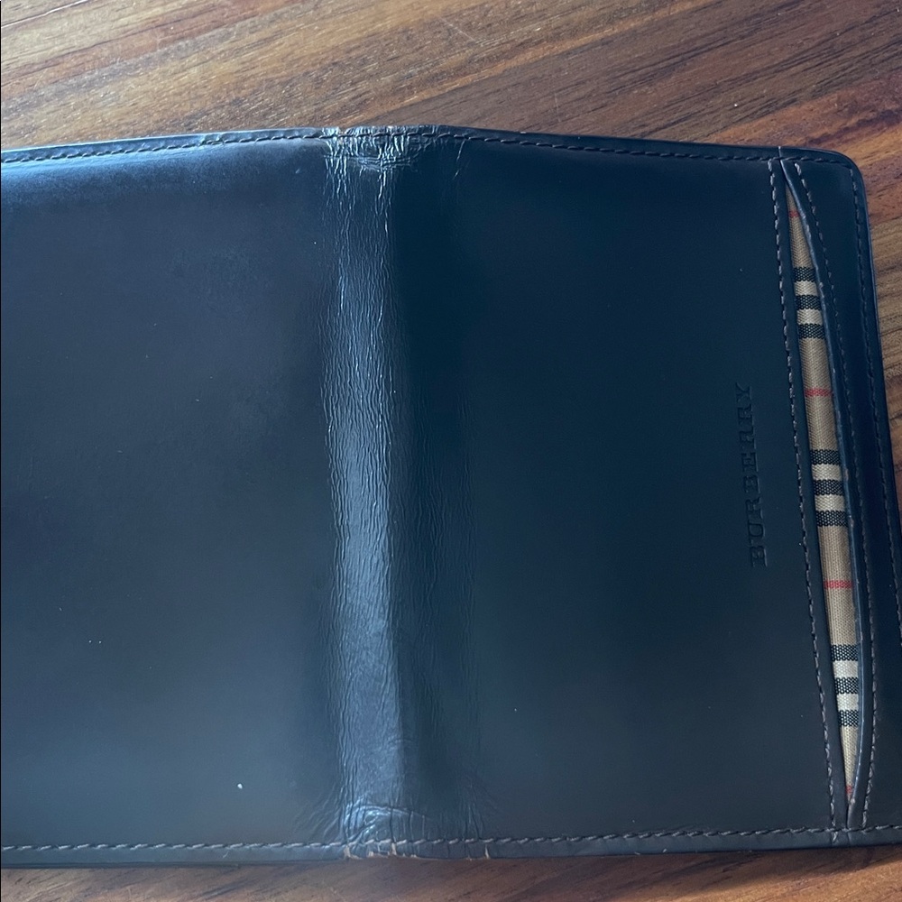 Burberry Authentic Dark Brown & Plaid Business Card/Wallet. MA103 - Picture 9 of 9